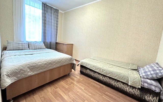 Квартира трехкомнатная в центре на Весенней