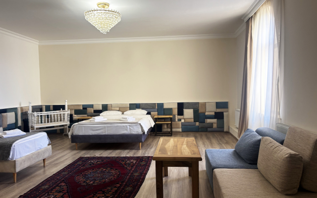 21 Rooms Hotel