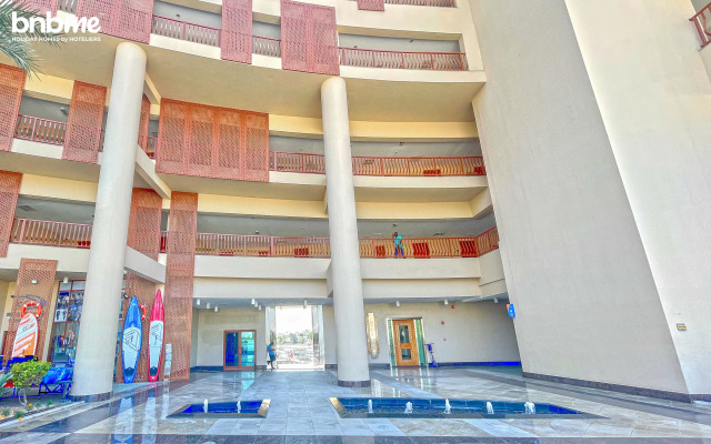 Апартаменты Bnbme Palm Views West Studio