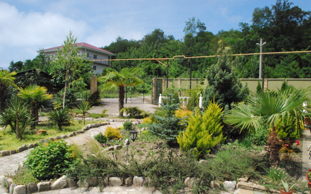 Arlyuma Hotel