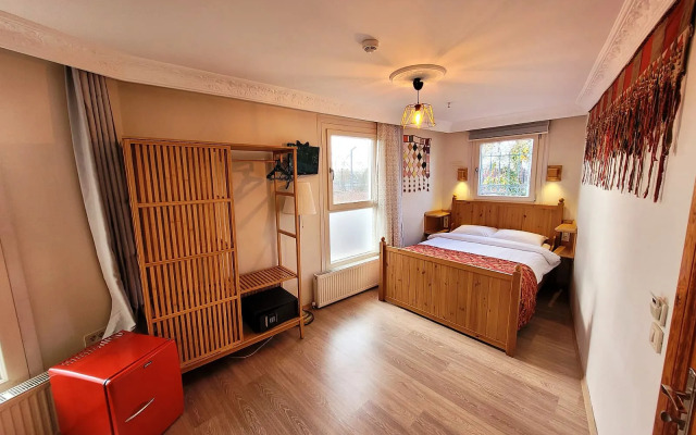 Апарт-отель Masif House