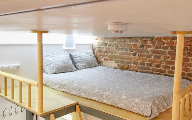 Апартаменты Антресоль 10