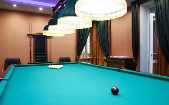 Апартаменты с Бильярдом Парк Апарт
