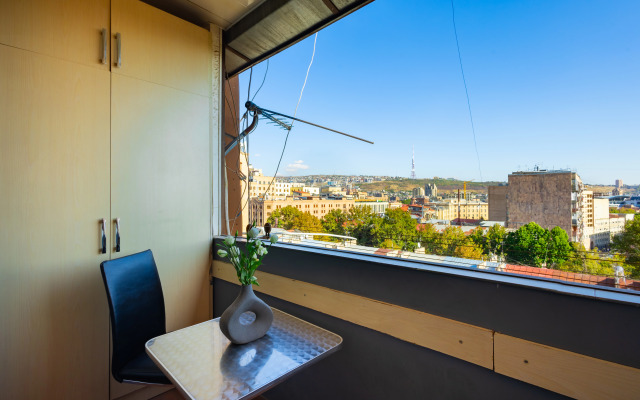 2-K, Ulitsa Yeznika Koghbatsi, Ko100 Flat