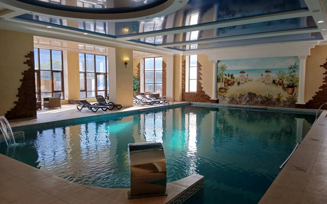 Курортный отель Гранд-Отель