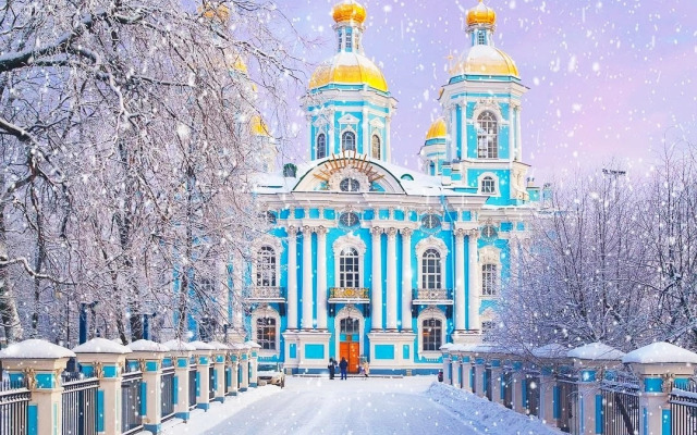 Апартаменты С Видом на Неву и Литейный Мост