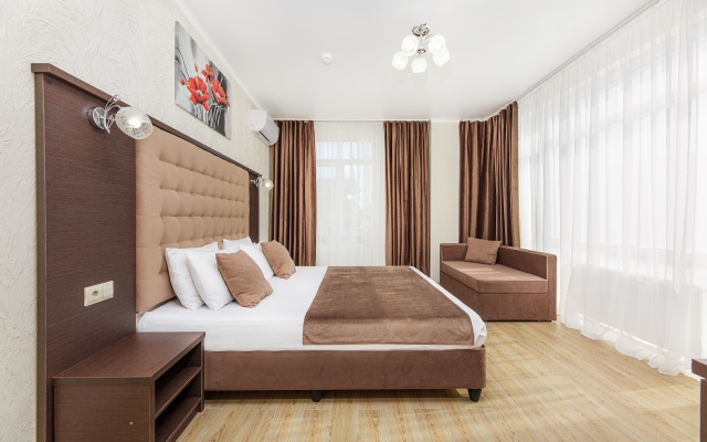 Leonsia Hotel