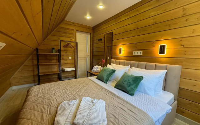 V Sheregeshe Private house