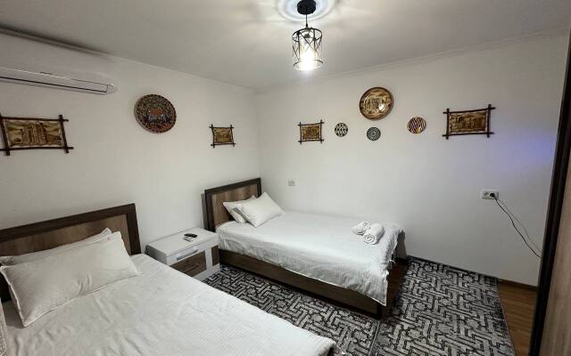 Chehra Private house