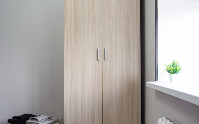 Studiya U Yablonevogo Sada Flat