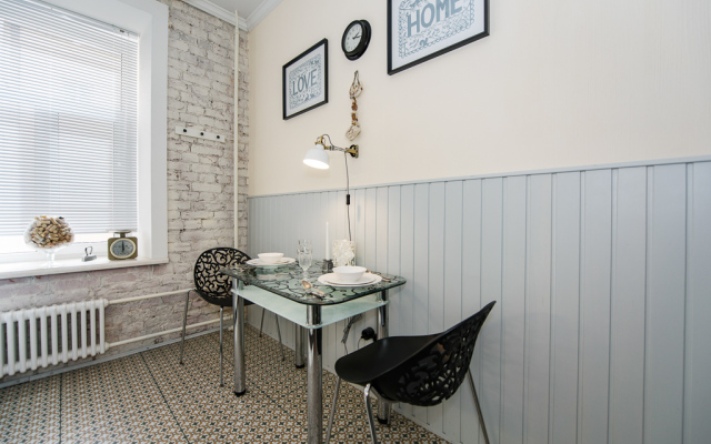 Anarin Apartments Flat 5