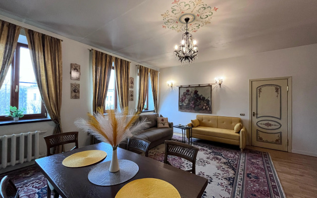 Квартира в Центре Санкт-Петербурга Невский 88