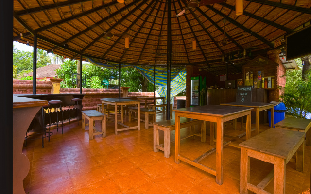 Отель Yo Yo Goa Cottages