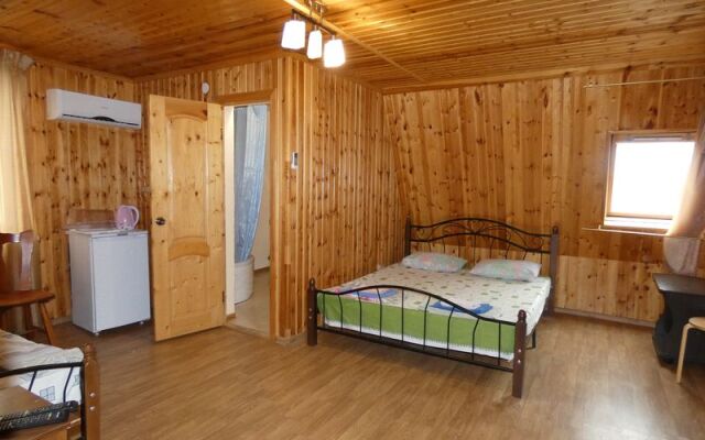 Nora Guest House