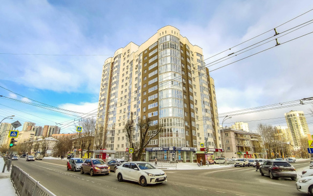 Квартира 1-комнатные BeGuest возле метро Ботаническая для 4х гостей