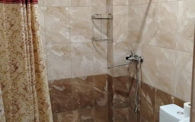 "Adam i Yeva" Guest House