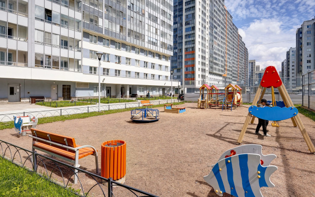 Апартаменты MyHomeYourHome на Маршала Казакова 72 к1