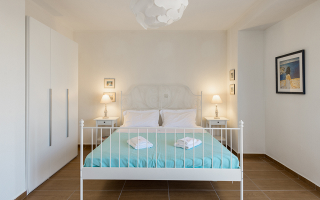 Belus Luxury Sani Villa
