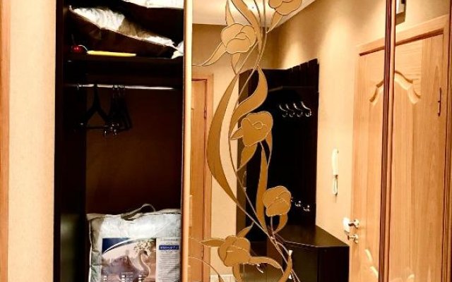 V Tsentre Zelenogradske Flat