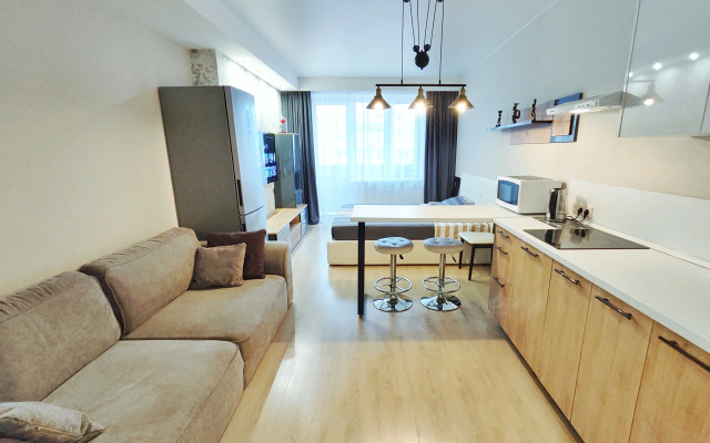 Prostornaya Studiya V Tsentre Goroda Flat