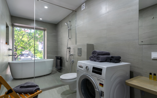 W Suites