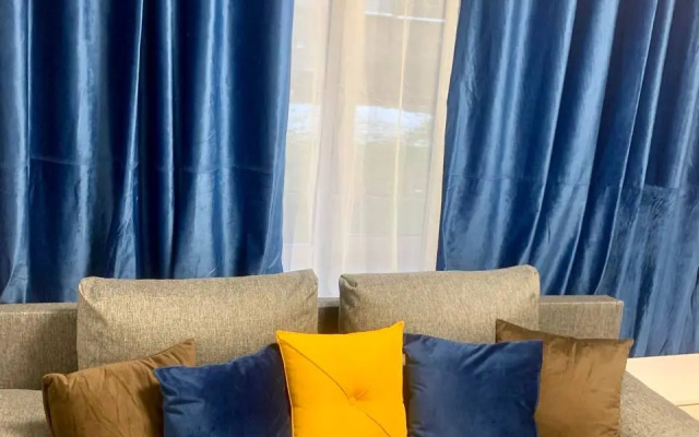 Апартаменты N 1 на набережной Обводного канала