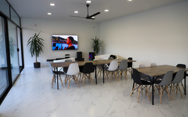 Imera Tropics Villa