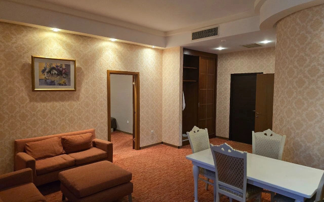 Golden Beach By Sham Baku Hotel