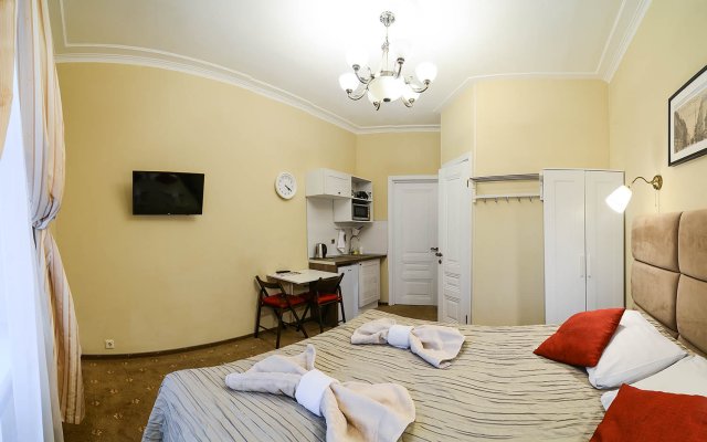 Tolstoj Skver Apartments