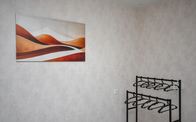 Prostornaya Kvartira Vozle SFU Flat