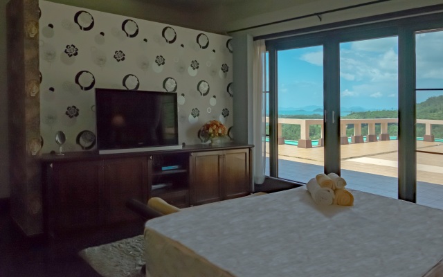 Luxurious ocean view villa with Private Pool and Jacuzzi Villa