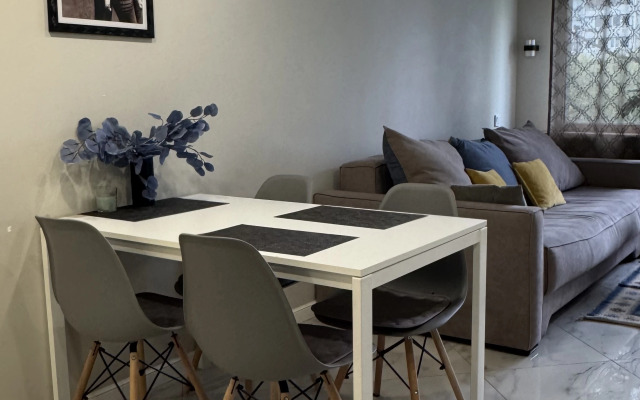 Dva Etazha Na Chertanovskoy Flat