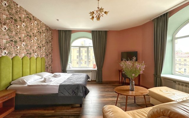 Меблированные комнаты Laika на Грибоедова