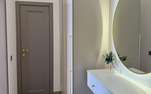 Апартаменты Двухуровневая студия KrasLoft в ЖК Преображенский на троих