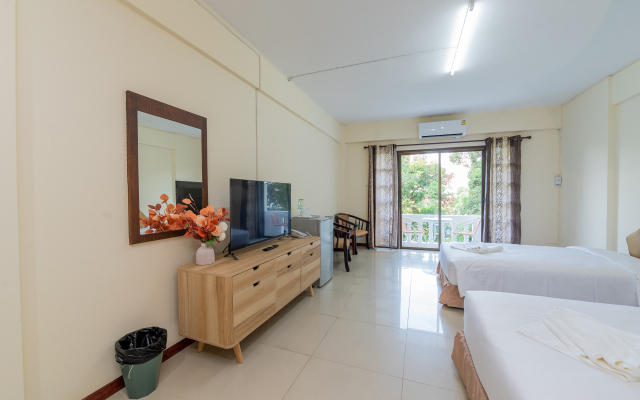 Отель Hillside Resort Pattaya