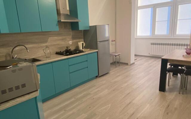 Tur House V Kaspiyske Apartments
