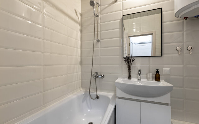 Great view 2-rooms Apartment 2 Min Walk to Raykin Plaza - Apartment in Moskva - Photo 5