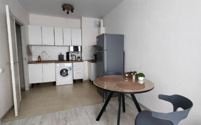 Novaya Uyutnaya Evrodvushka Komfort-Klassa Flat
