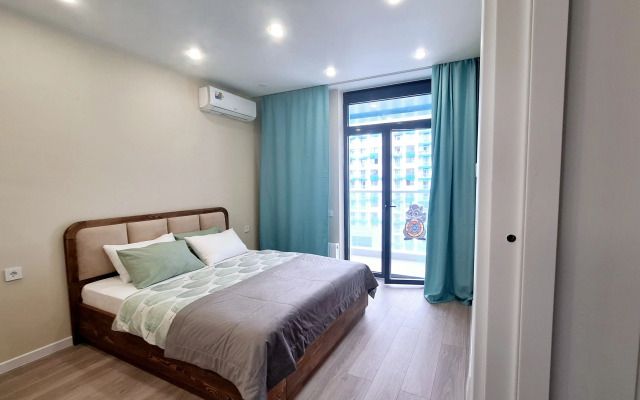 4 AVENUE Apartments