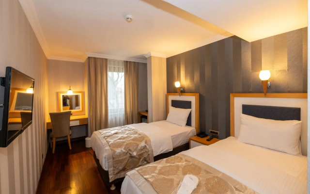 Crestium Hotel Prime Square