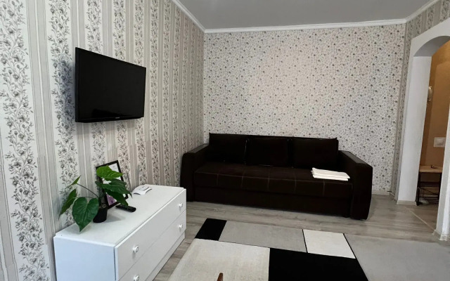 Yazeva 17 Stil I Tishina Flat