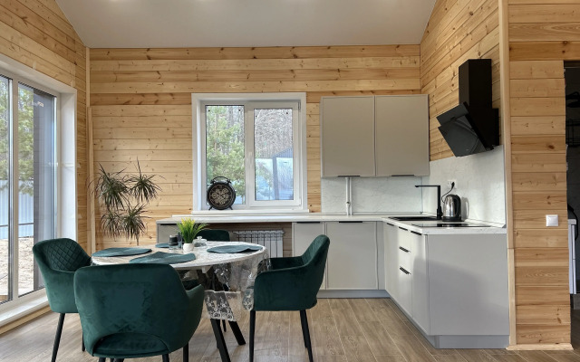 Dom U Lesa Guest House