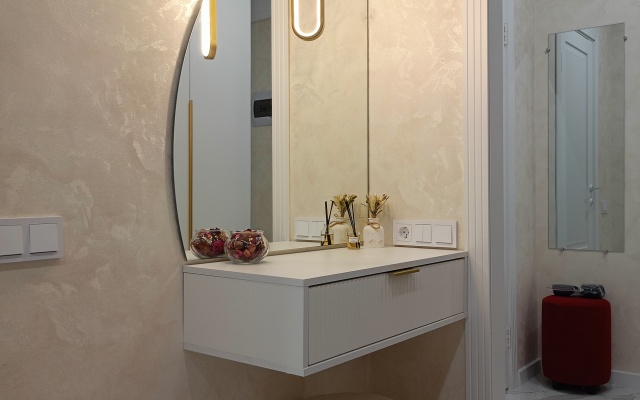 Na Bratyev Tkachevykh 15 Apartament
