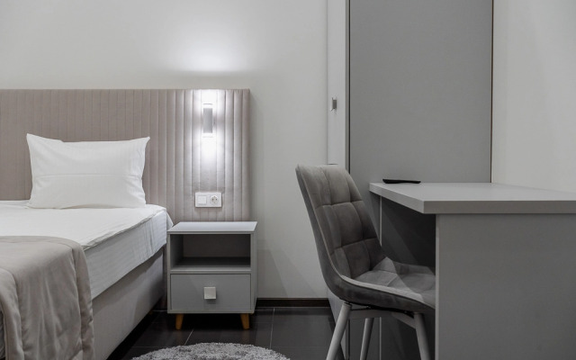 Апартаменты на Коммуны 2