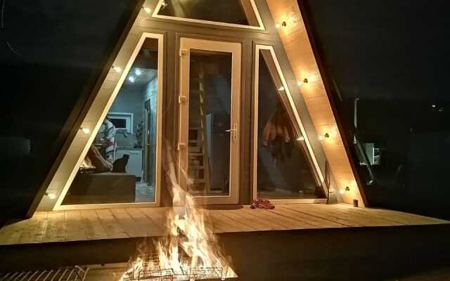 A-Frame Na Malinovoy Private House