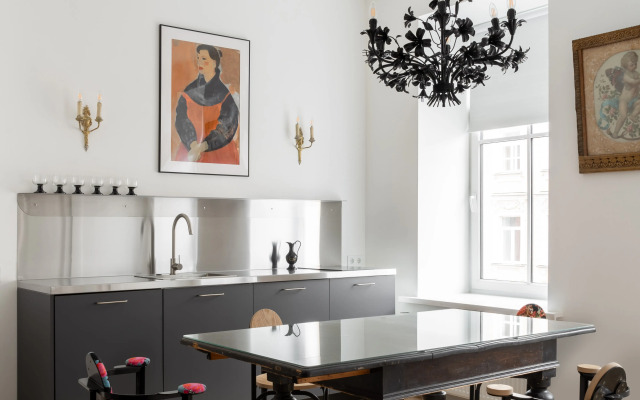 Апартаменты на Невском проспекте с двумя спальнями.