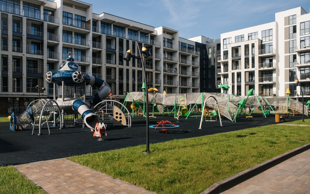 Sunny Day Apartments