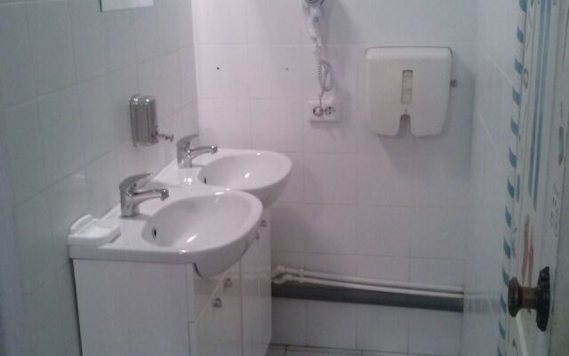 Хостел Red Star