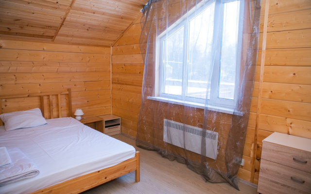Dom V Chehove Guest House