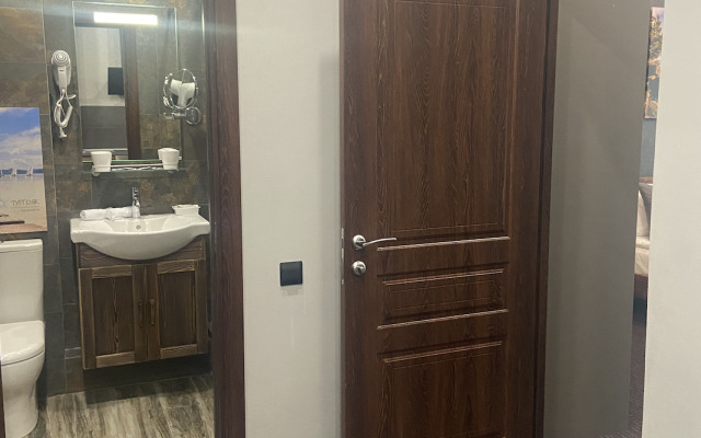 V Glk Solnechnaya Dolina Na 5 Chel Apartments